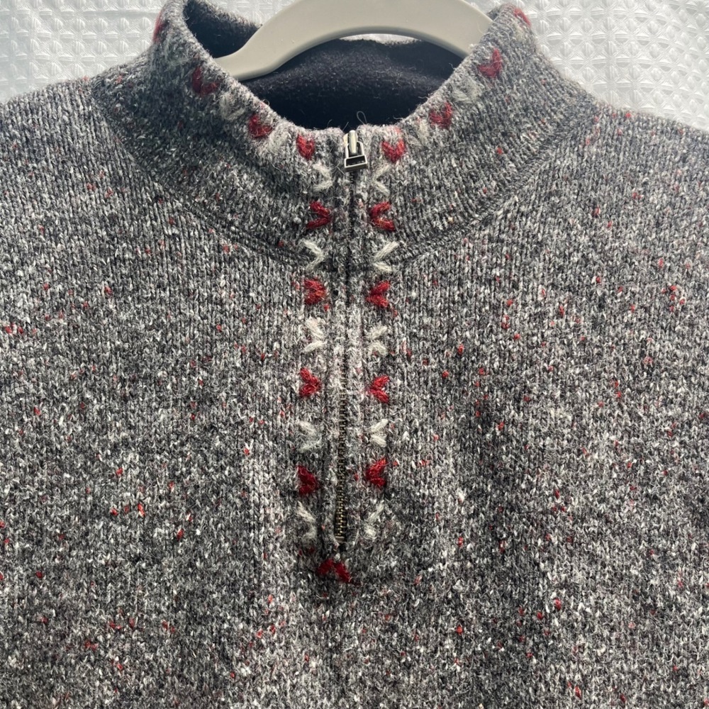 Woolrich Womens Gray Marl Heart Embroidered 1/4 zip Wool Blend Sweater medium